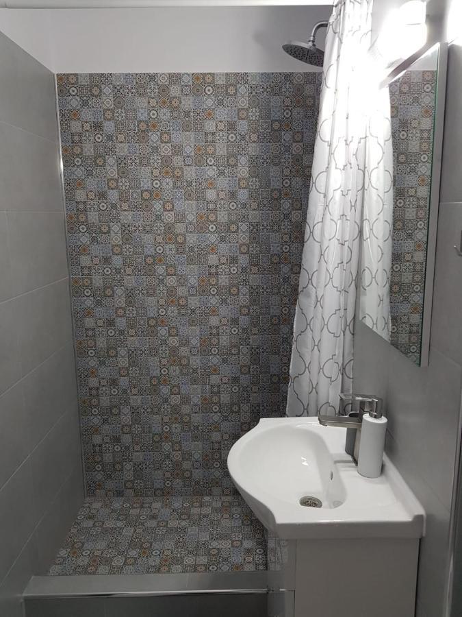Ana Apartament Римніку-Вилча Екстер'єр фото